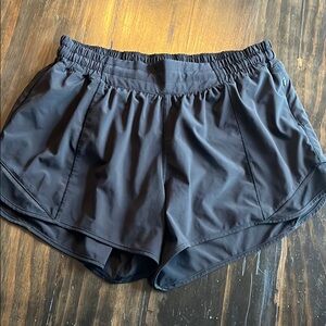 Black 4inch inseam Hotty Hot High-Rise Lined Short